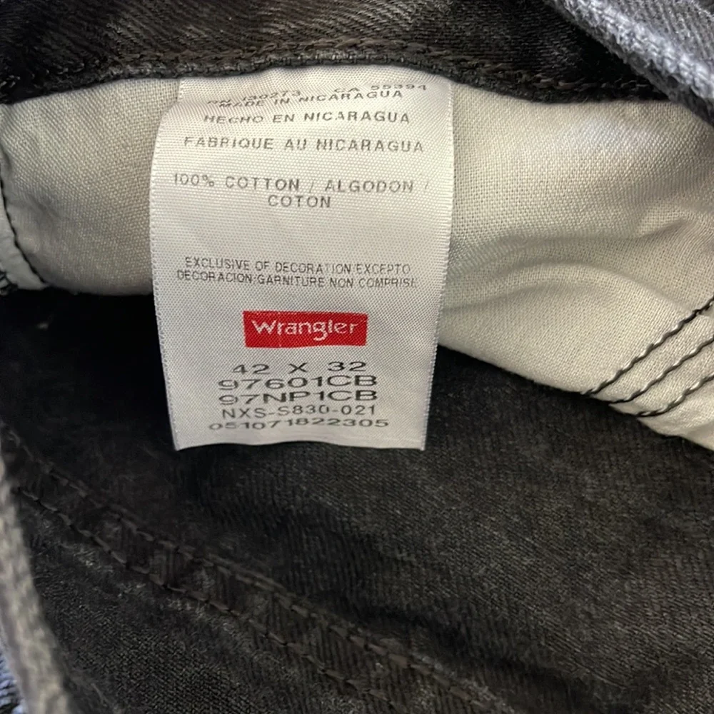 COPY - Wrangler Black Denim Straight Leg Jeans